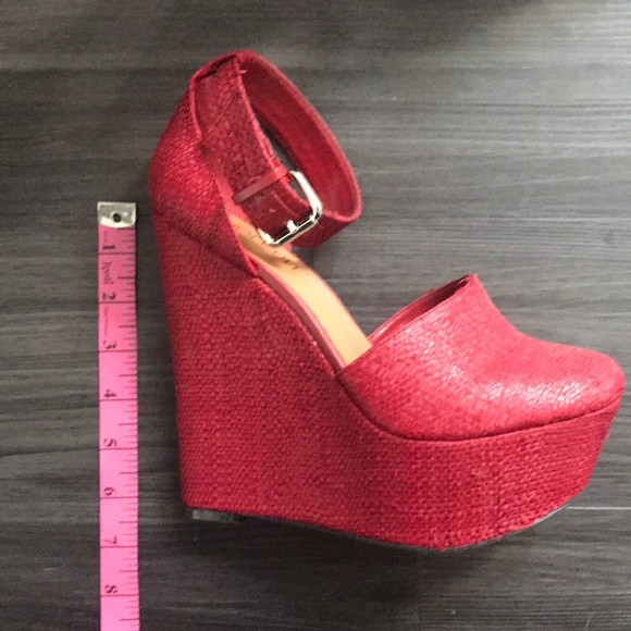 Red Shoe Cult straw platforms - Picture 3 of 7